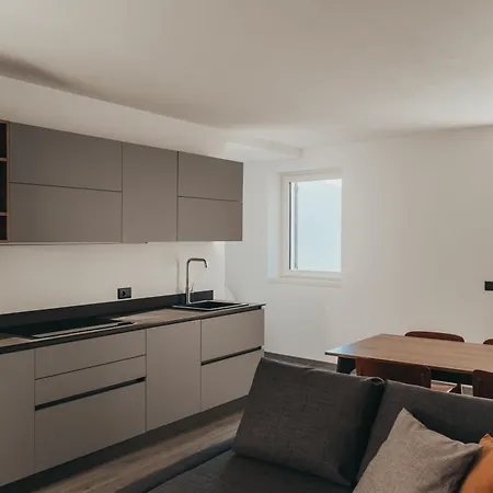 La Finestra Sulla Valle Apartment *
